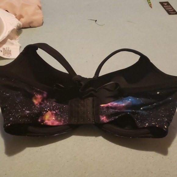 Galaxy sports bra - Picture 2 of 4